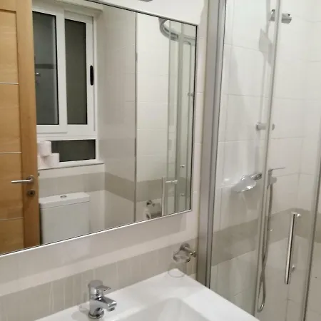 Triq Mercieqa 3 * Слима